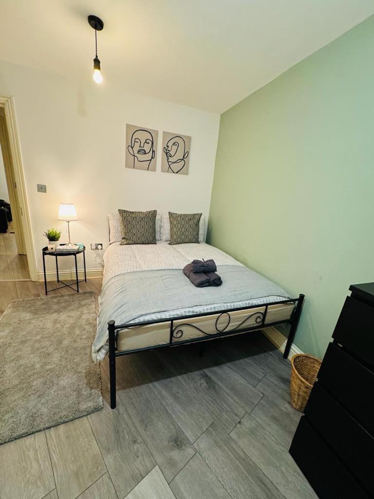 Willesden J Guest Home 4 Λονδίνο Εξωτερικό φωτογραφία