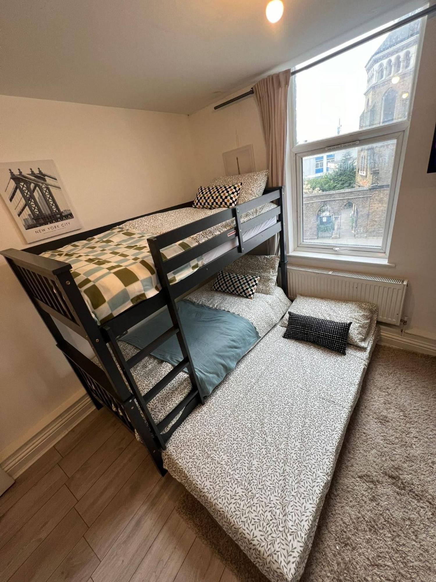 Willesden J Guest Home 4 Λονδίνο Εξωτερικό φωτογραφία